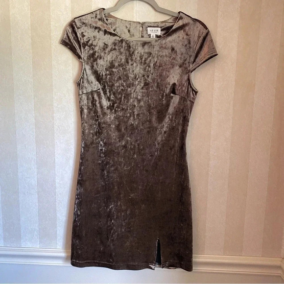 Le Lis Gold and Black Houndstooth Velvet Dress Size Small - Picture 1 of 6